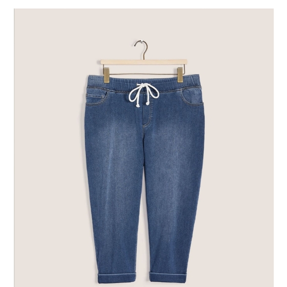 Denim Jogger Capri - Picture 5 of 10